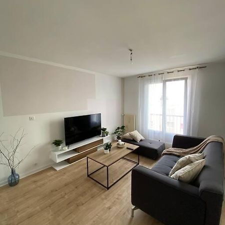Appartement Calme Et Chaleureux Dole Bagian luar foto