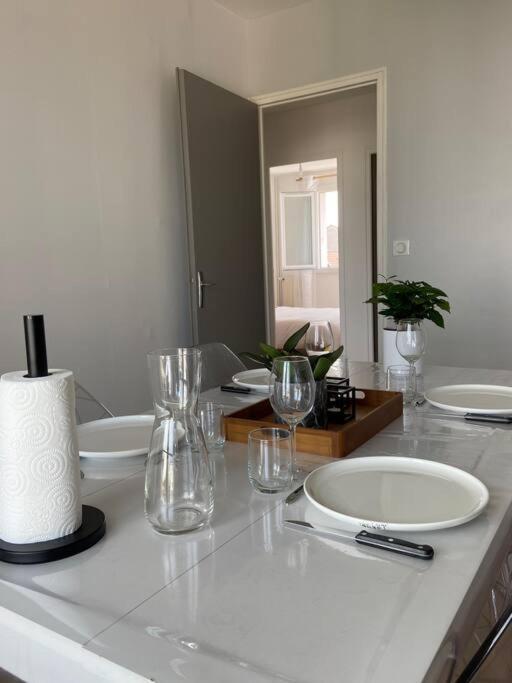 Appartement Calme Et Chaleureux Dole Bagian luar foto